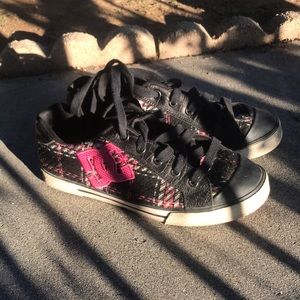 Women’s DC shoes size 10
